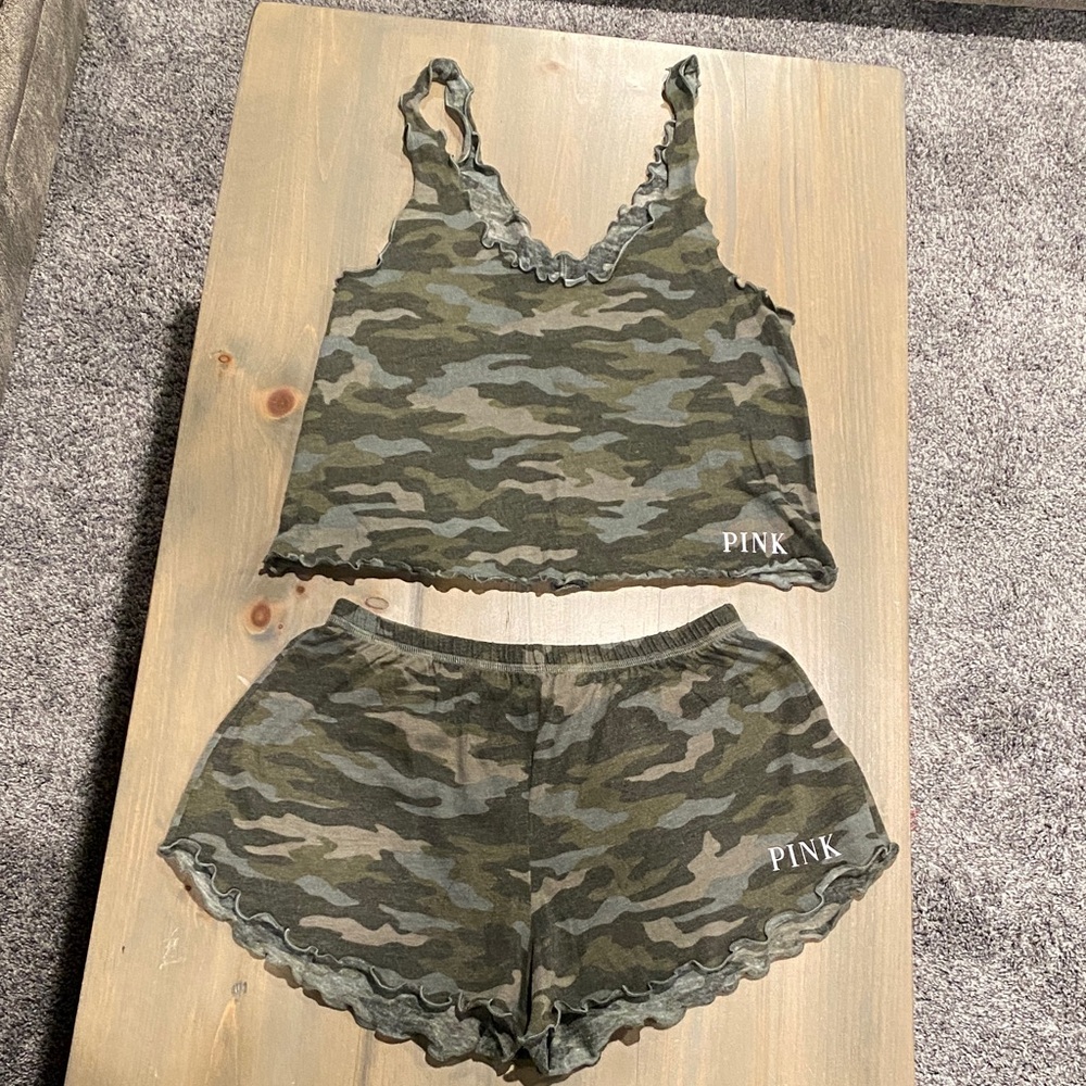 PINK - Victorias Secret Cami / Short Set 
Size: Top S / Shorts XS
